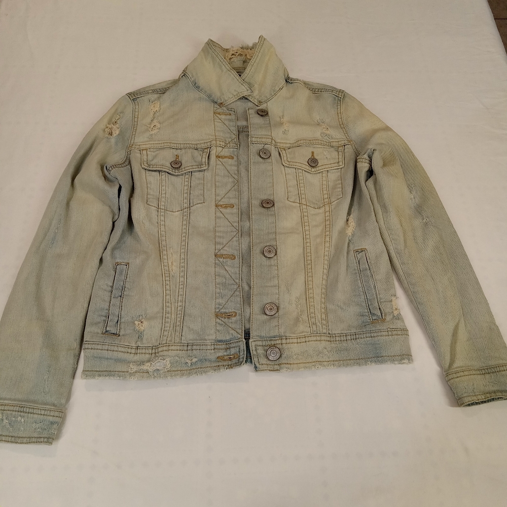 Aeropostale Women's Faded Blue Ripped Denim Jacket Size XS - Picture 11 of 16
